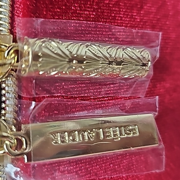 Estee Lauder 2024 Gift Set - Picture 5 of 6